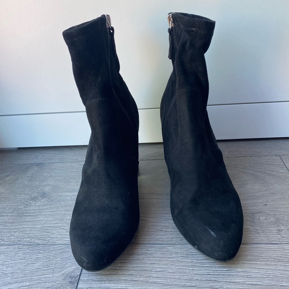 Steve Madden Suede Booties